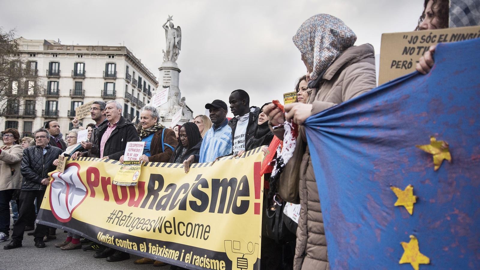 El racismo y la xenofobia, primeras causas de discriminación en Barcelona, aumenta 20%